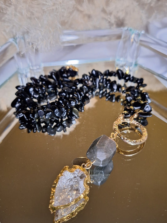 Collar artesanal de piedras naturales, Agata Negra, Labradorita y Cuarzo Cristal
